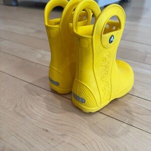 CROCS Kids' Sunny Yellow Handle Rain Boots